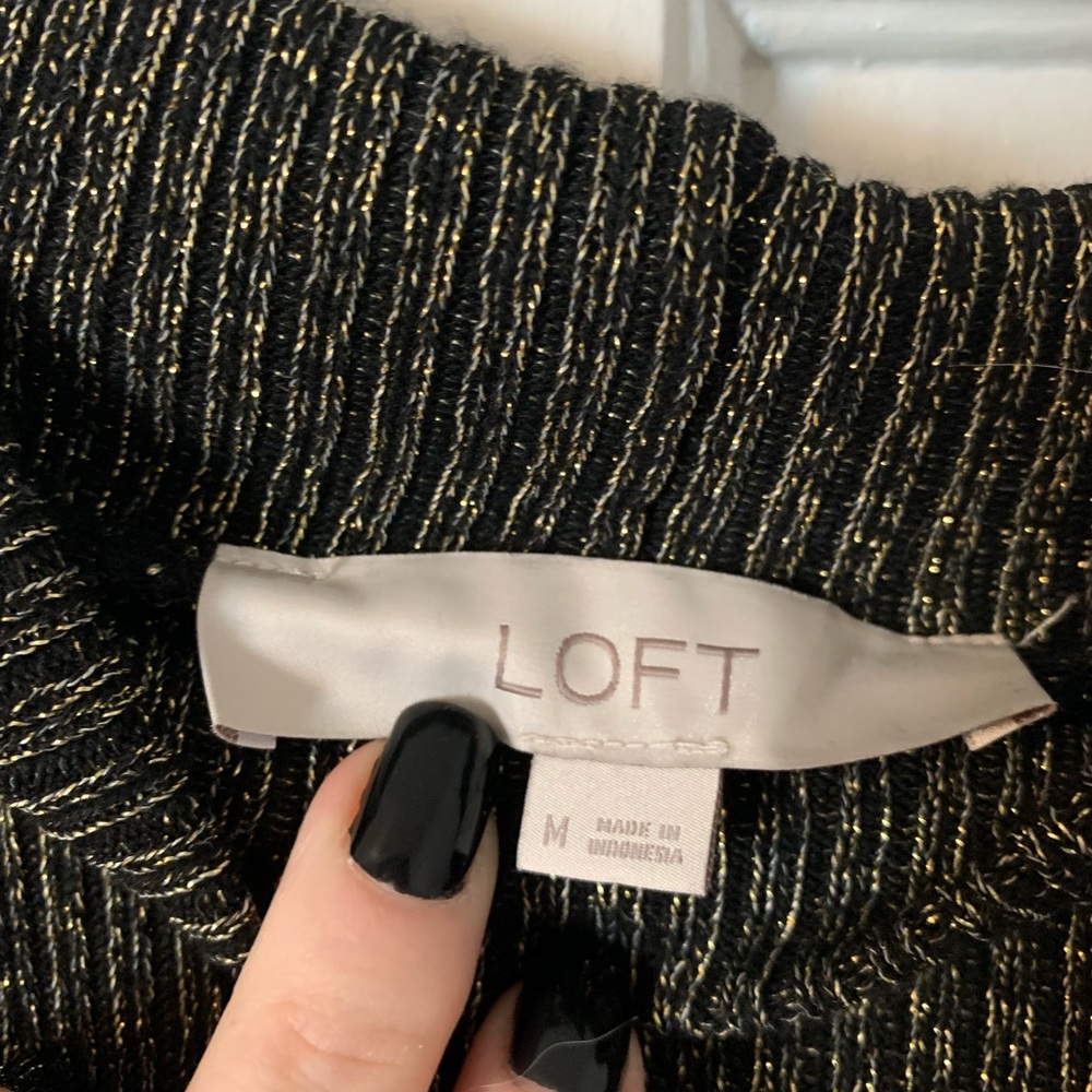 2 Matching LOFT Tops - Picture 2 of 3